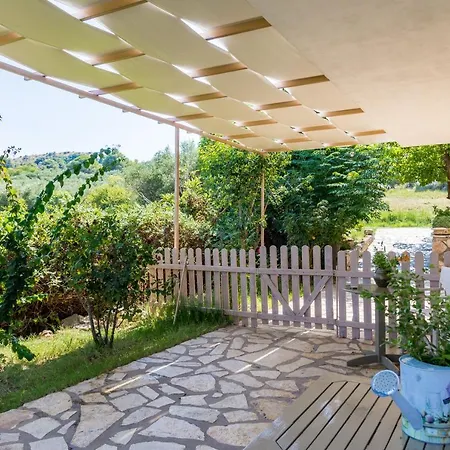 Abeloklima Séjour à la campagne Vasilikí